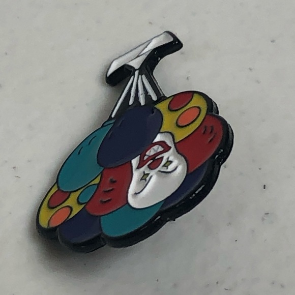Pennywise IT Balloon Lapel Pin - Picture 3 of 8